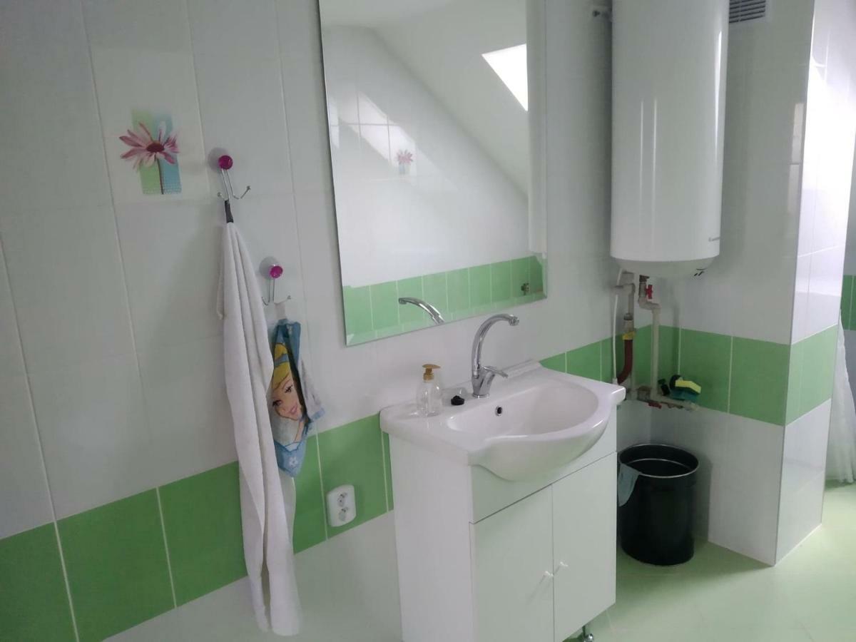 Apartman Gabika Na Zahori Apartment Malacky Luaran gambar